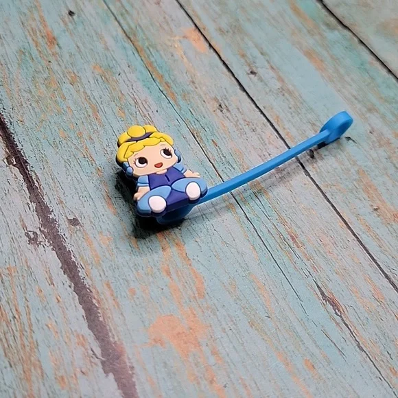 Cinderella Straw Topper - Picture 2 of 5